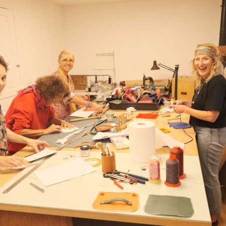 atelier-decouverte-minaudiere-via-iruski-minaudiere-groupe-assemblage