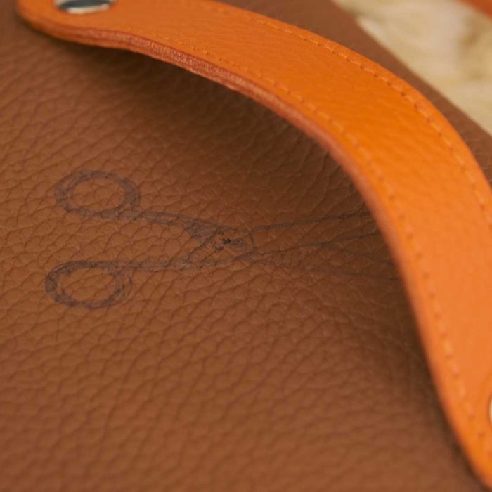 minaudiere-orange-marron-via-iruski-atelier-decouverte-couleur-melange-laser
